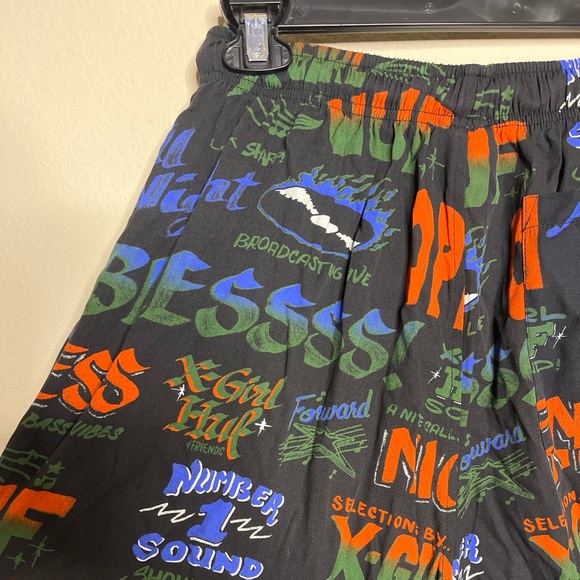 XGIRL x HUF SOUND RESORT SHORT - Picture 6 of 8